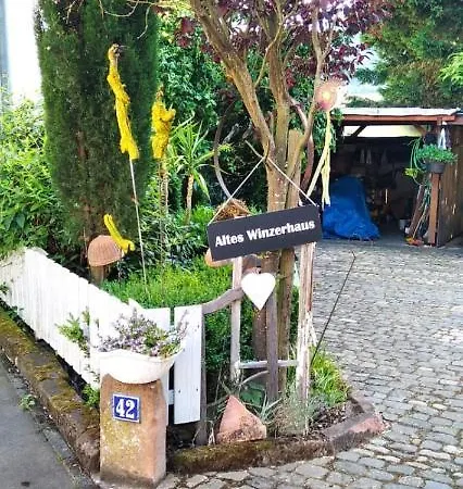 Altes Winzerhaus * Osann-Monzel