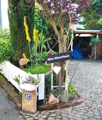 Altes Winzerhaus * Osann-Monzel