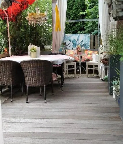 Altes Winzerhaus * Osann-Monzel